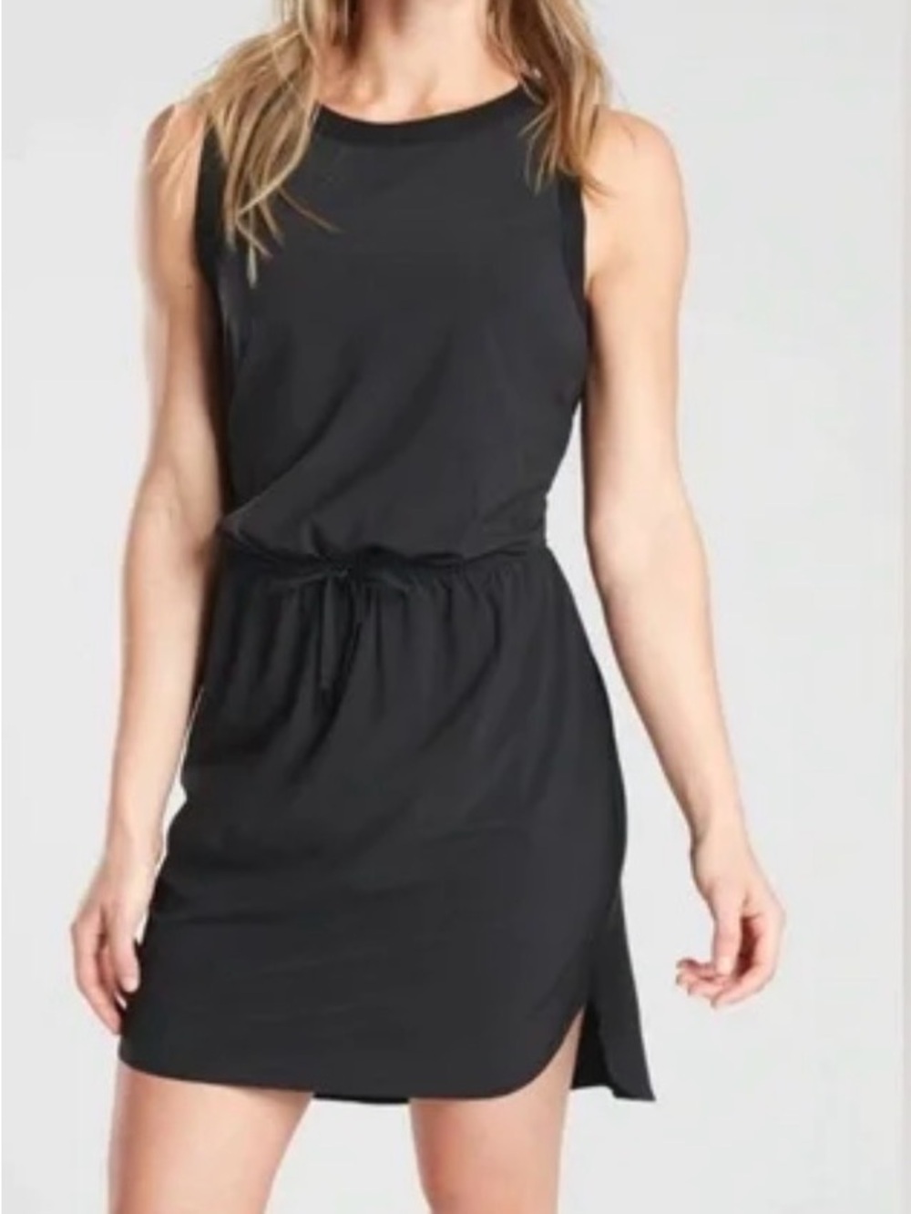 Athleta Rincon Dress in black S wicking lite quick dry drawstring crew neck